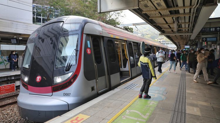 港鐵多條路線已回復非繁忙時間正常班次  城巴陸續(xù)恢復日間服務