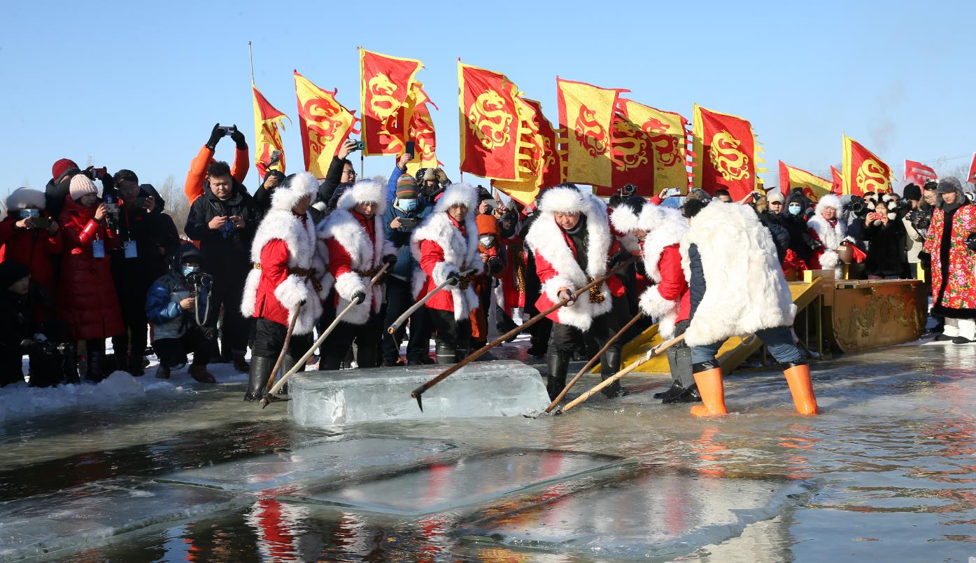 【熱點(diǎn)追蹤】被寵上天的感覺(jué)真好  「小土豆」讓哈爾濱爆火出圈