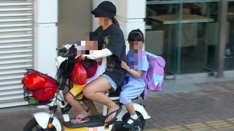 女子上水駕電動(dòng)單車(chē)載兩小童 涉無(wú)牌駕駛被捕