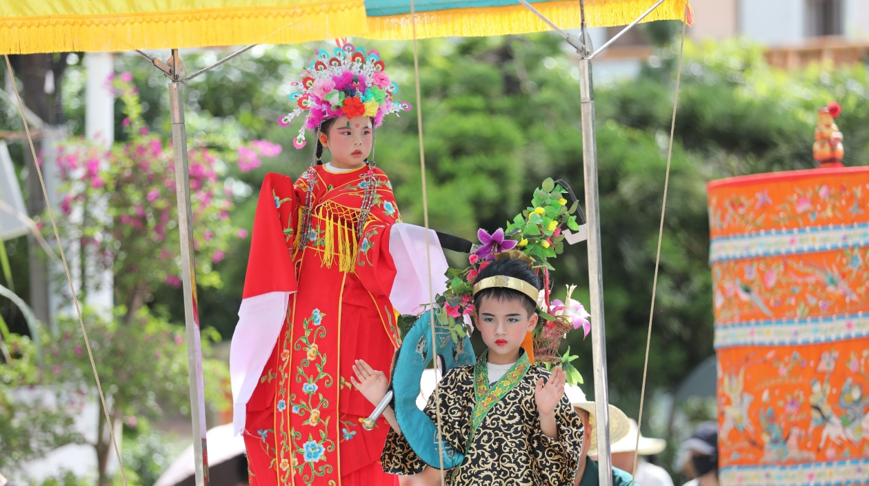 國(guó)家級(jí)非遺再現(xiàn)！中山南朗崖口飄色巡遊來了