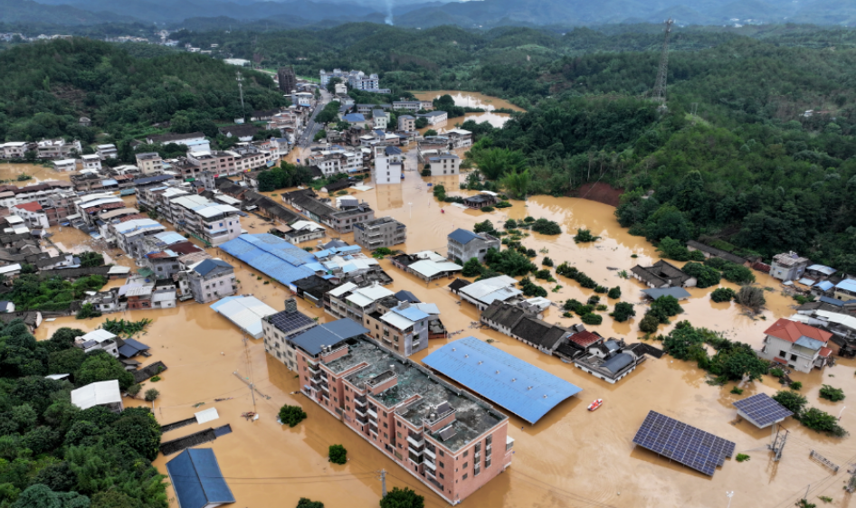 粵省市場監(jiān)管局組織首批救援物資運(yùn)抵蕉嶺抗洪救災(zāi)前線