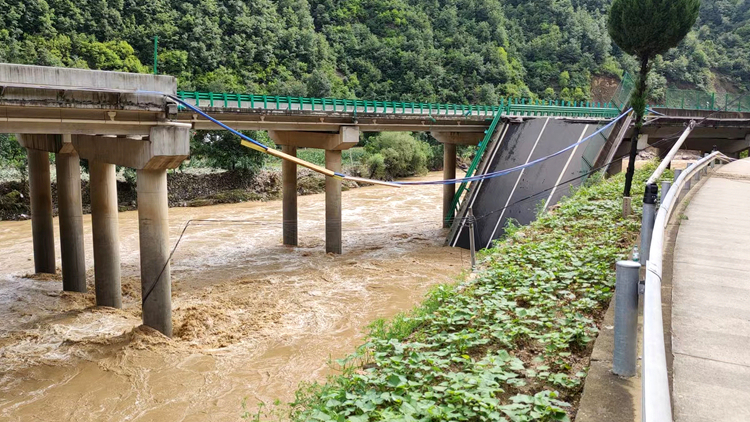 追蹤報(bào)道｜陝西柞水縣高速公路橋樑垮塌已致12人死亡