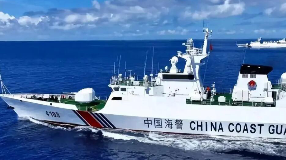 中國海警艦艇編隊起航赴北部灣海域開展中越海警聯(lián)合巡邏