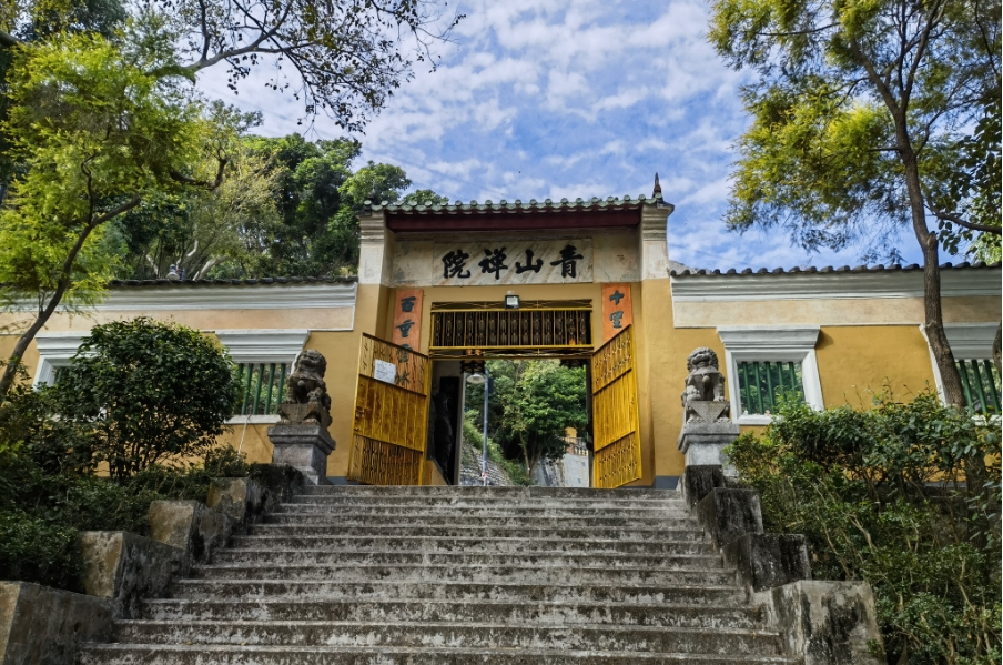 香江Walk | 十里松杉藏古寺，百重雲(yún)水繞青山