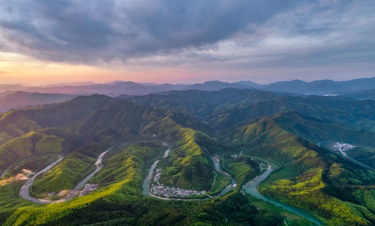 皖休寧：以高顏值生態(tài)加快建設高品質(zhì)休閒康養(yǎng)勝地