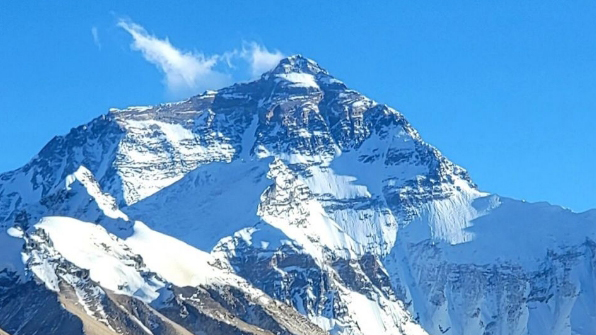 珠峰在地震中未發(fā)生雪崩等地質(zhì)災(zāi)害