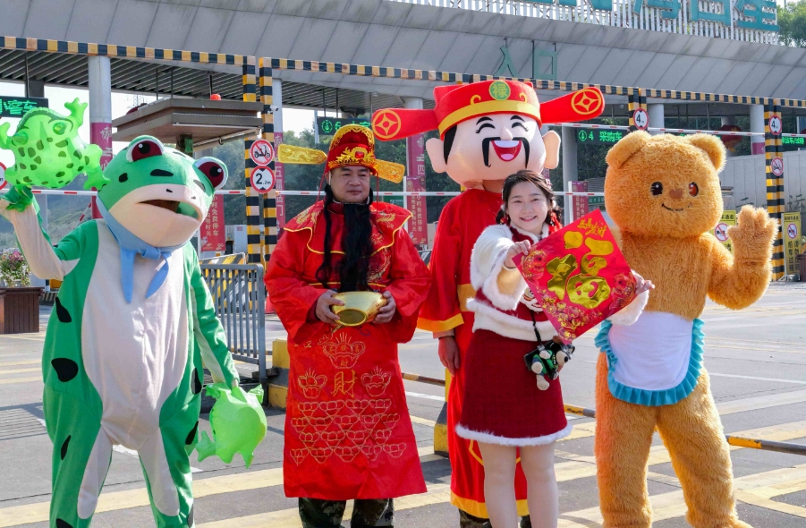 深圳海吉星舉辦「福市集」品牌年貨購(gòu)物節(jié)